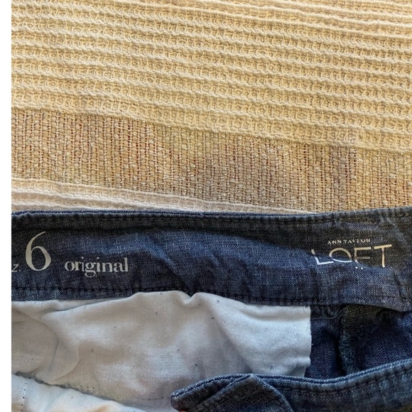 ANN TAYLOR women denim blue shorts/size 6 - Picture 5 of 5